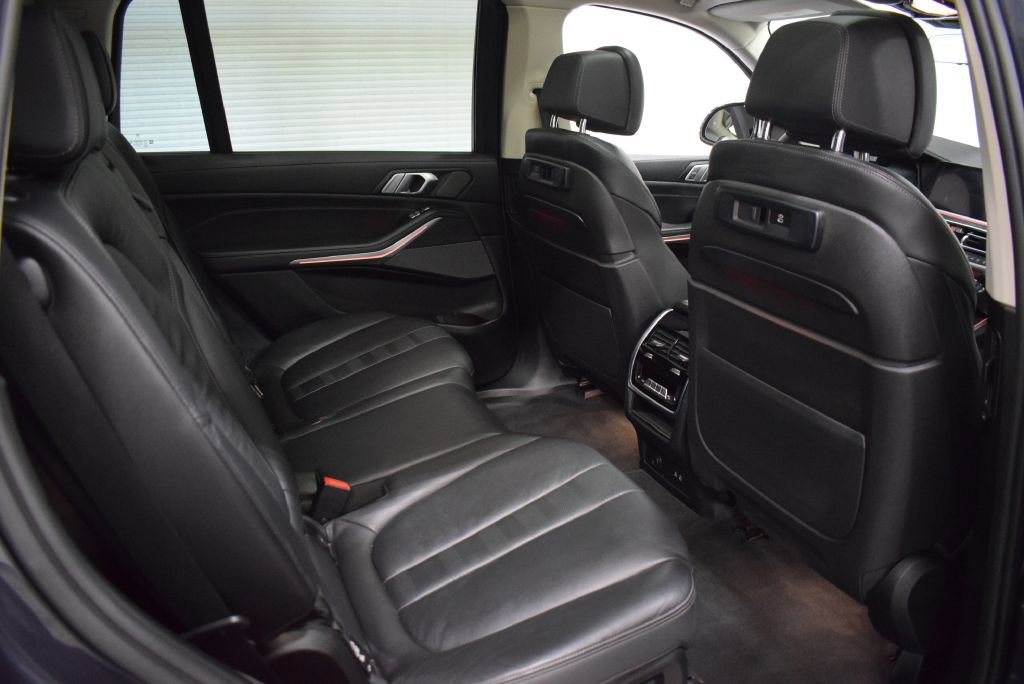 Used 2020 BMW X7 xDrive40i w/ Premium Package image 23
