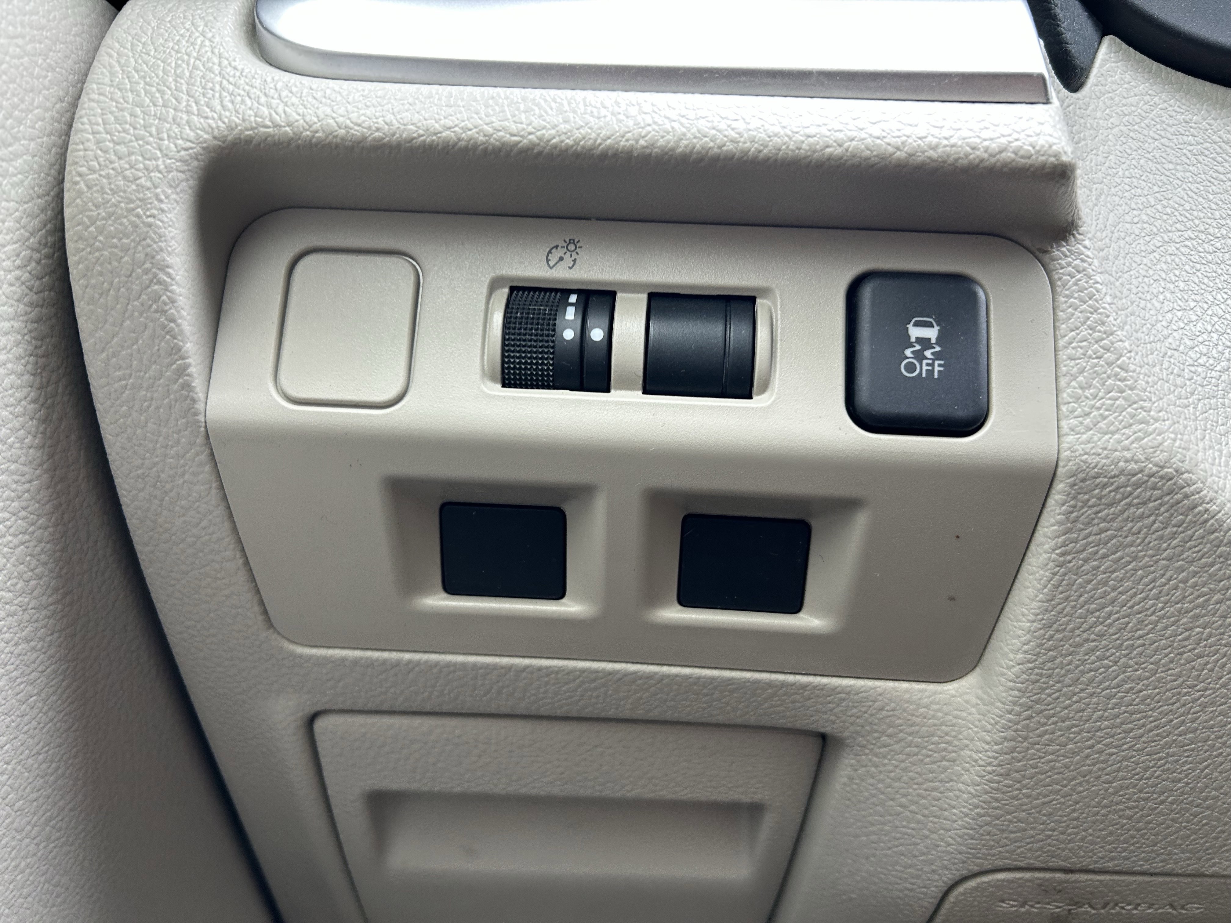 Used 2016 Subaru Impreza 2.0i Premium image 18