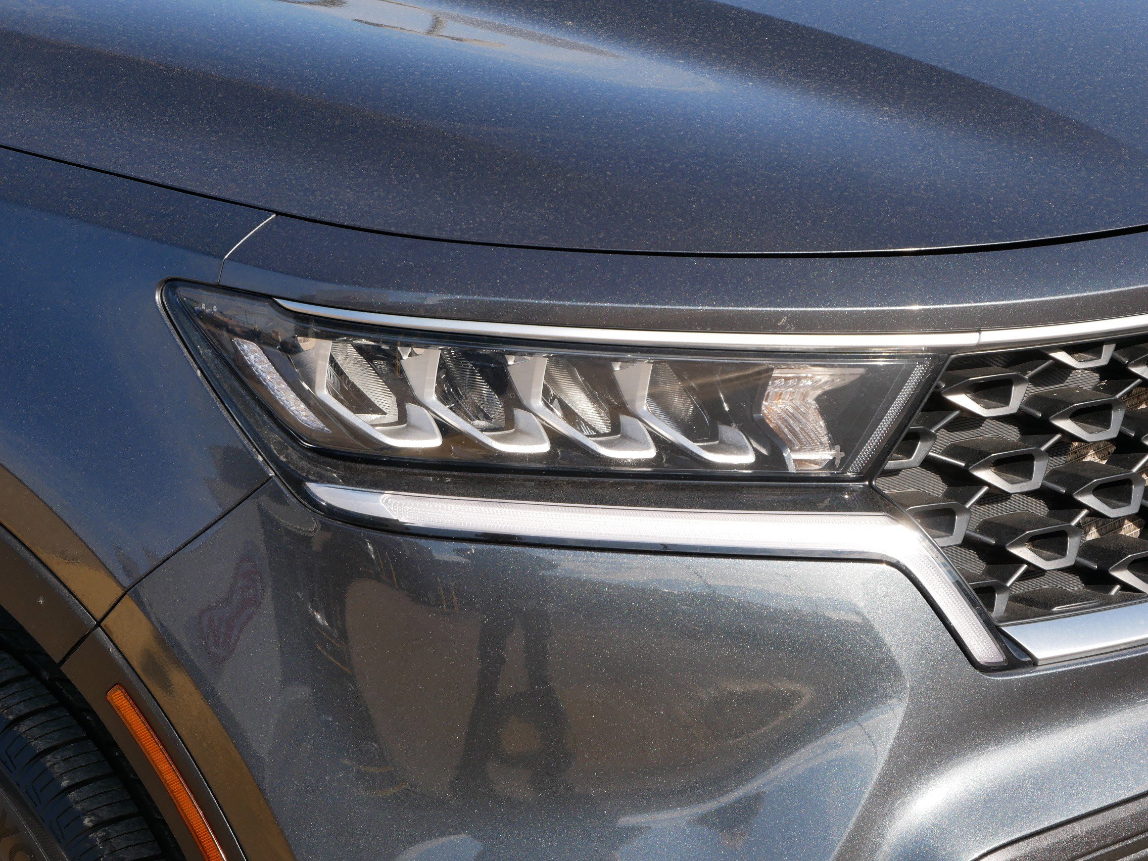 Used 2022 Kia Sorento LX image 16