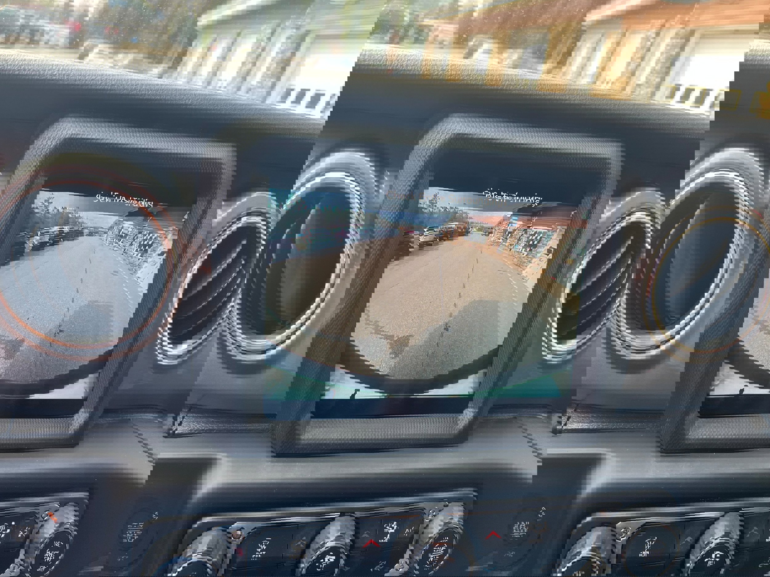 Used 2020 Jeep Wrangler Unlimited Sahara image 16