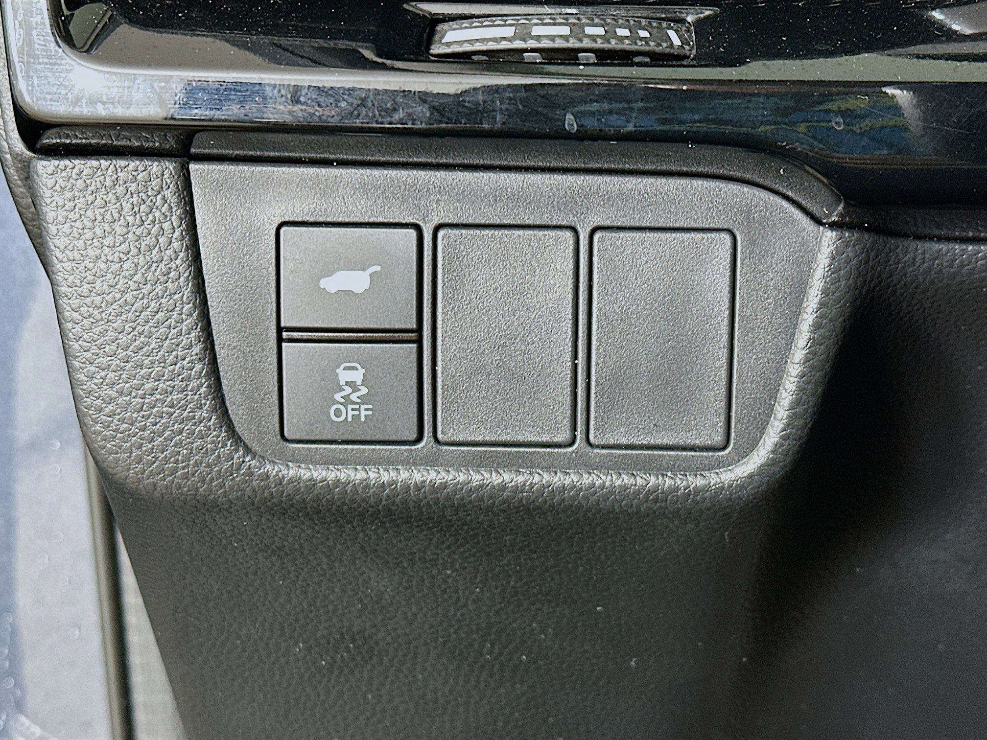 Used 2025 Honda CR-V EX-L image 17