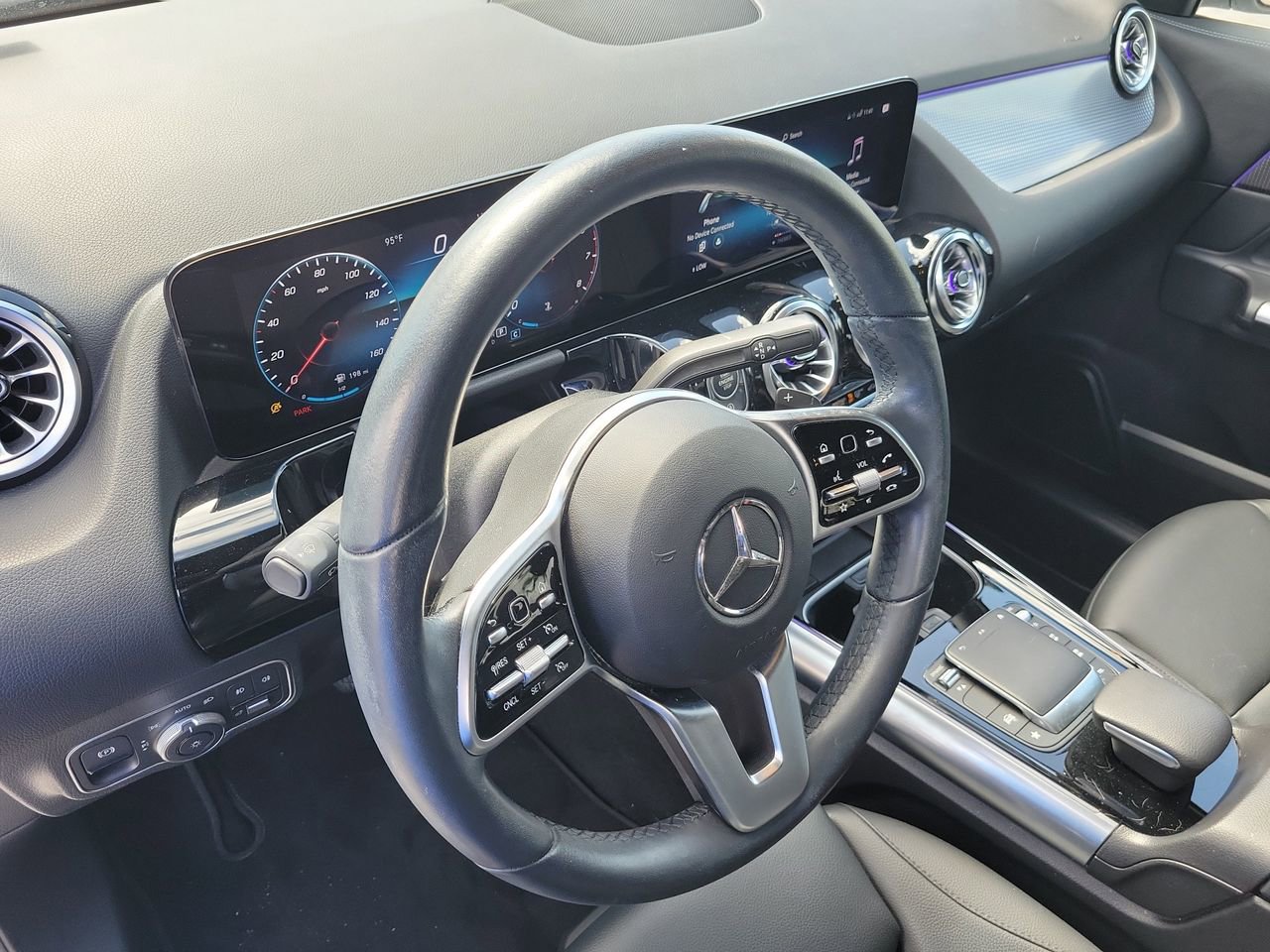 Certified 2022 Mercedes-Benz GLA 250 image 25