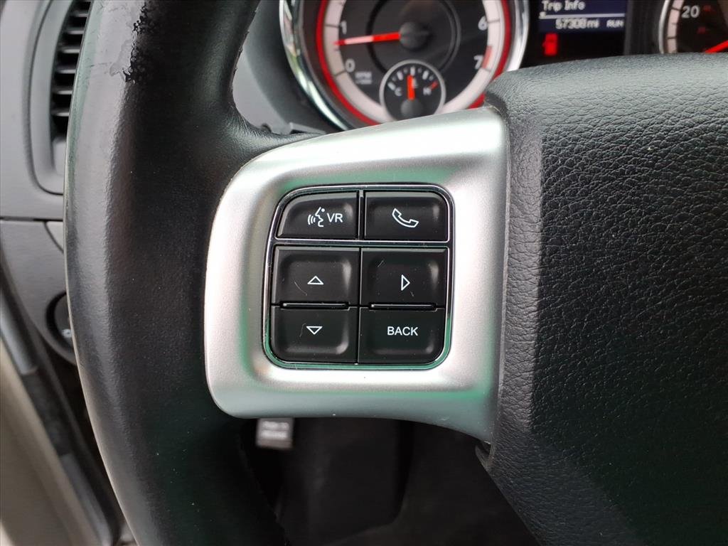 Used 2018 Dodge Grand Caravan SE w/ UConnect Hands-Free Group FWD image 23