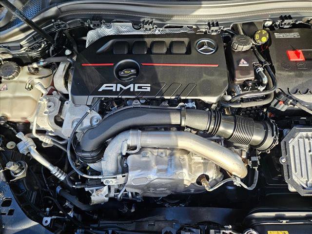 Used 2025 Mercedes-Benz GLA 35 AMG 4MATIC image 21