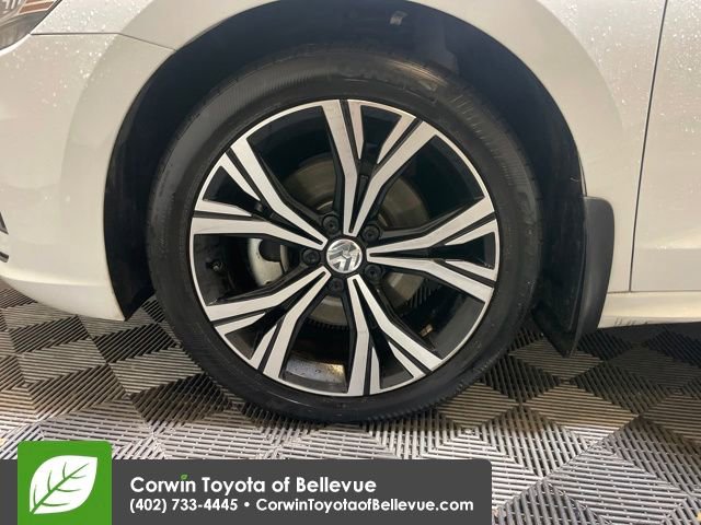 Used 2022 Volkswagen Passat 2.0T SE image 24