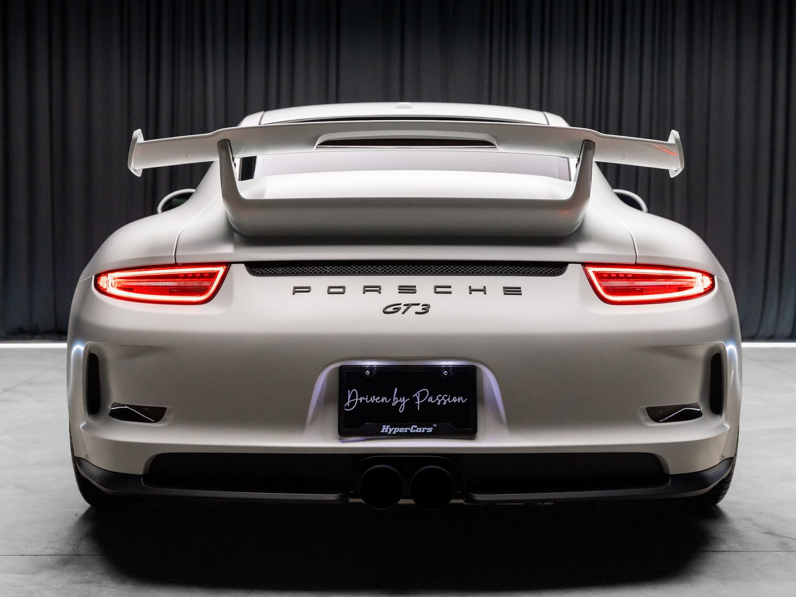 Used 2015 Porsche 911 GT3 w/ Sound Package Plus RWD image 33