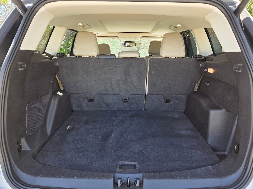 Used 2018 Ford Escape Titanium w/ Ford Safe & Smart Package image 13