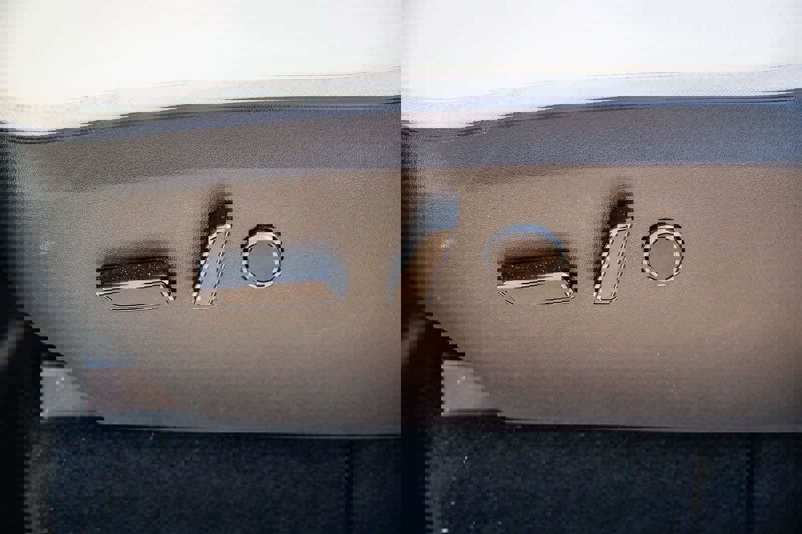 Used 2023 Tesla Model Y Long Range image 22