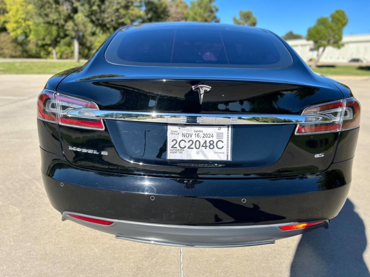Used 2014 Tesla Model S 85 RWD image 7
