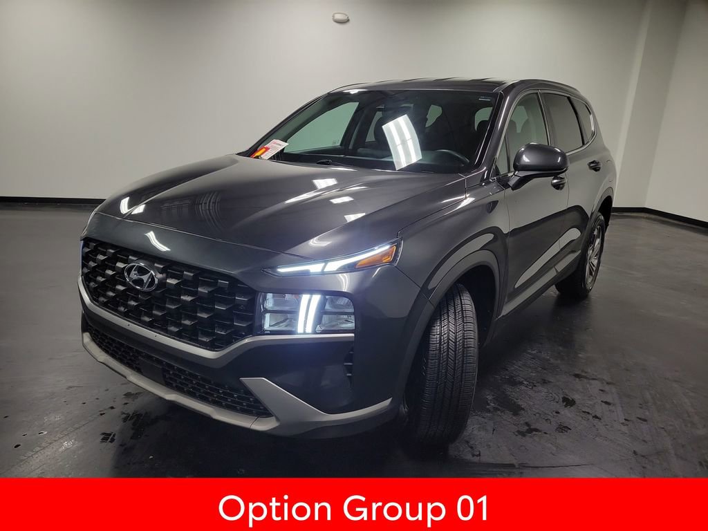 Used 2021 Hyundai Santa Fe SE image 4