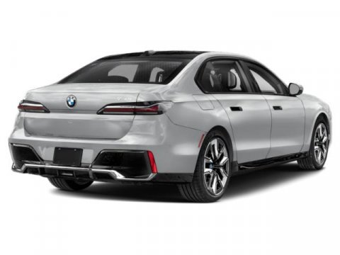 Used 2023 BMW 740i w/ Parking Assistance Package RWD image 2