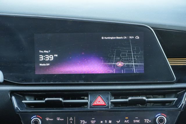 Certified 2023 Kia Niro EX FWD image 16
