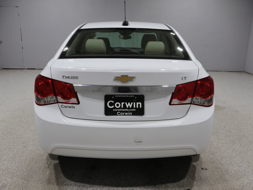 Used 2015 Chevrolet Cruze LT FWD image 3