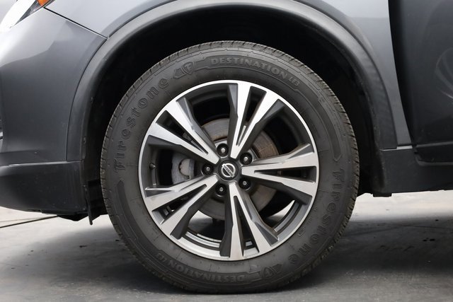 Used 2020 Nissan Rogue SV w/ Premium Package image 8