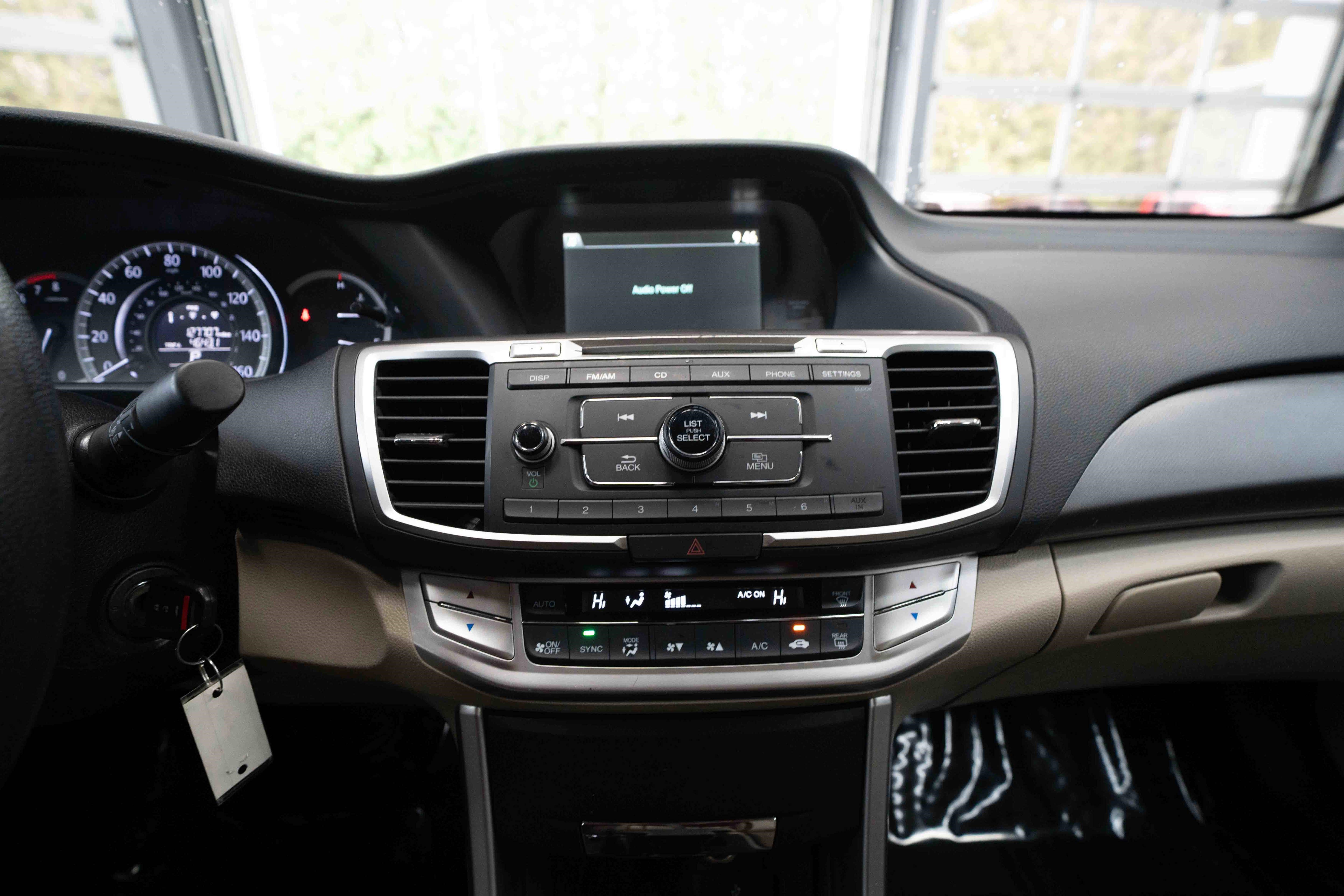 Used 2014 Honda Accord LX image 17