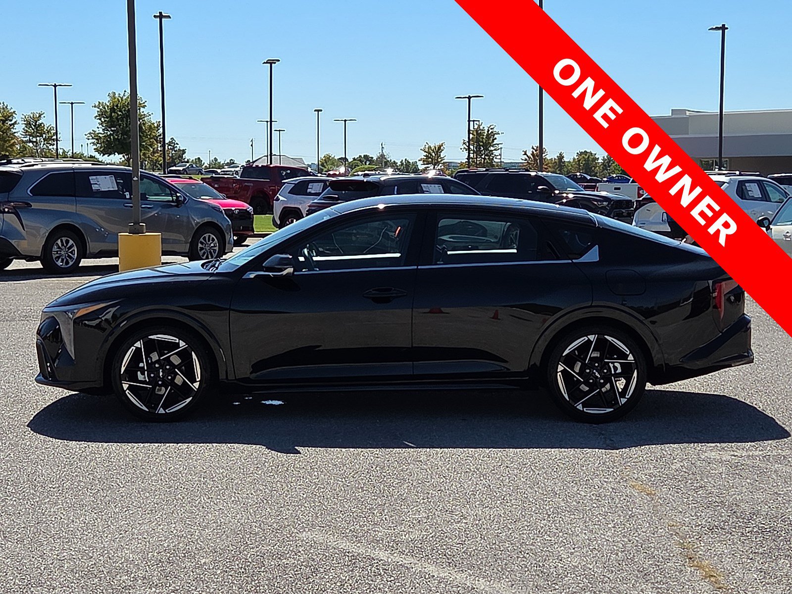 Used 2025 Kia K4 GT-Line FWD image 3