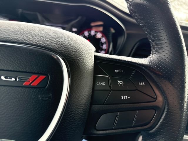 Used 2022 Dodge Challenger SXT w/ Plus Package image 20