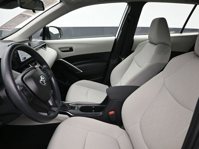 Certified 2023 Toyota Corolla Cross L image 15