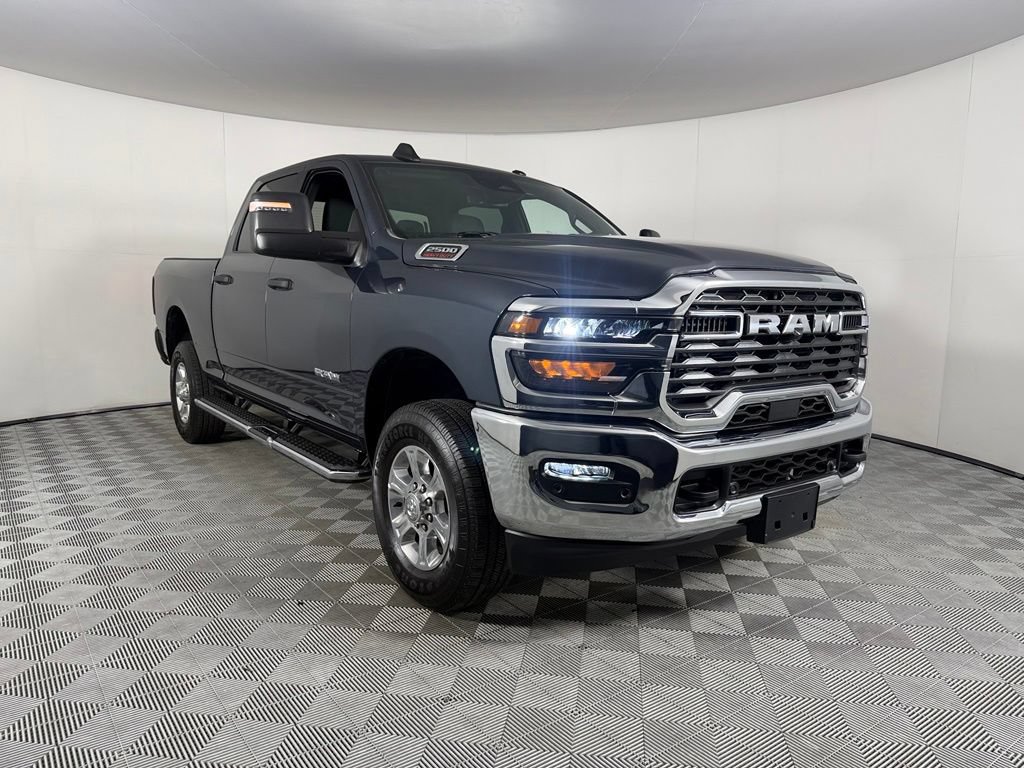 Used 2026 RAM 2500 Big Horn AWD/4WD image 4