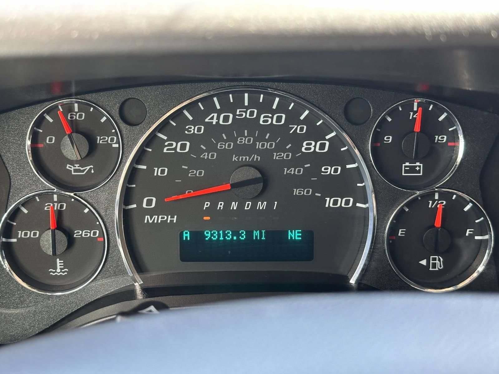 Certified 2025 Chevrolet Express 3500 LT w/ LT Preferred Equipment Group RWD image 20