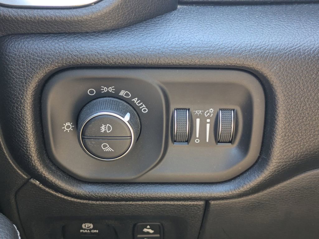 Used 2022 RAM 1500 Laramie image 26