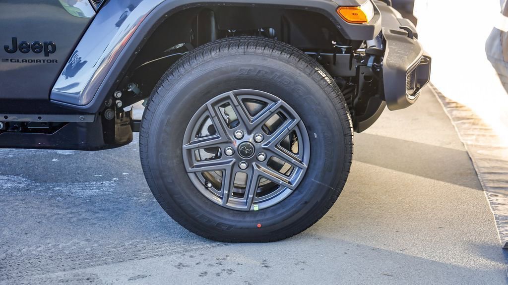 New 2026 Jeep Gladiator Sport image 11