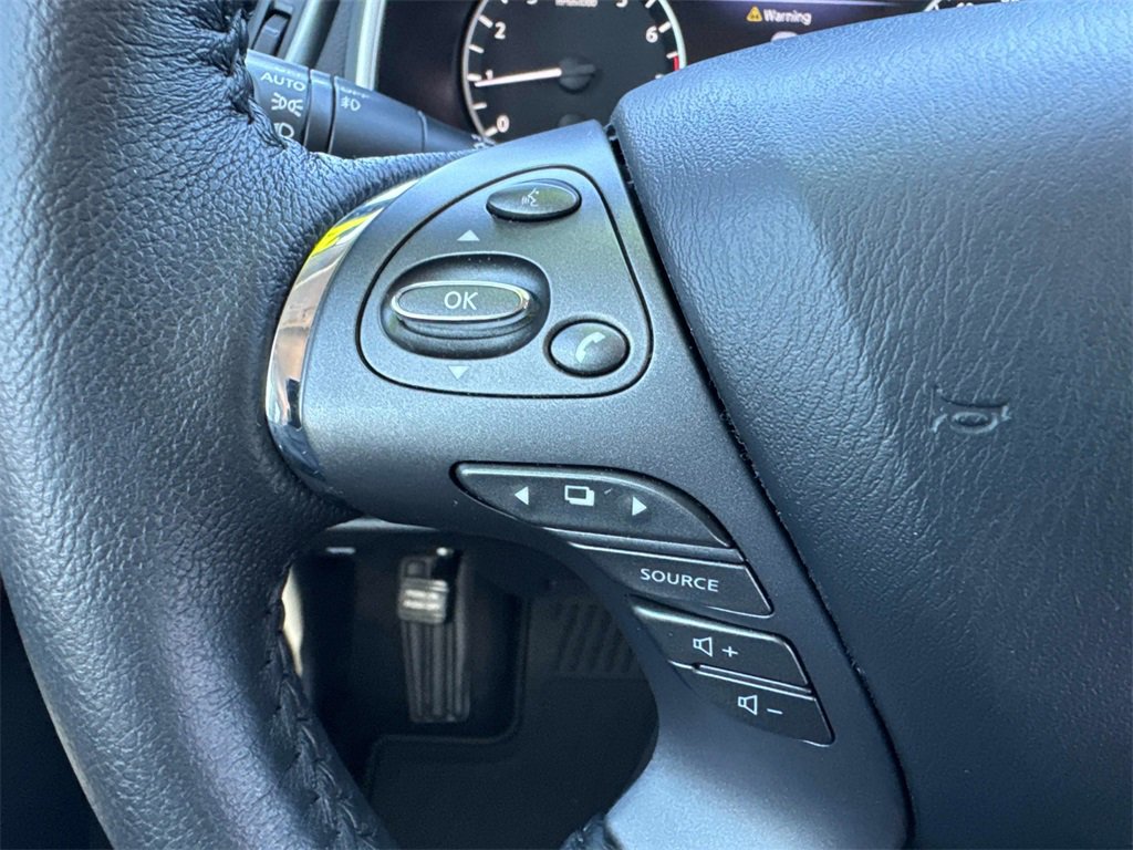 Used 2023 Nissan Murano SL w/ Cargo Package image 27