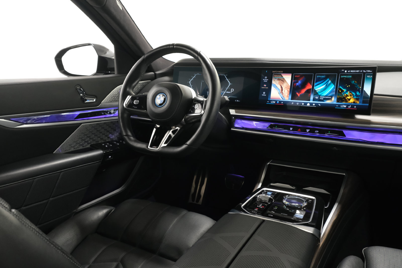 Used 2023 BMW i7 xDrive60 AWD/4WD image 11