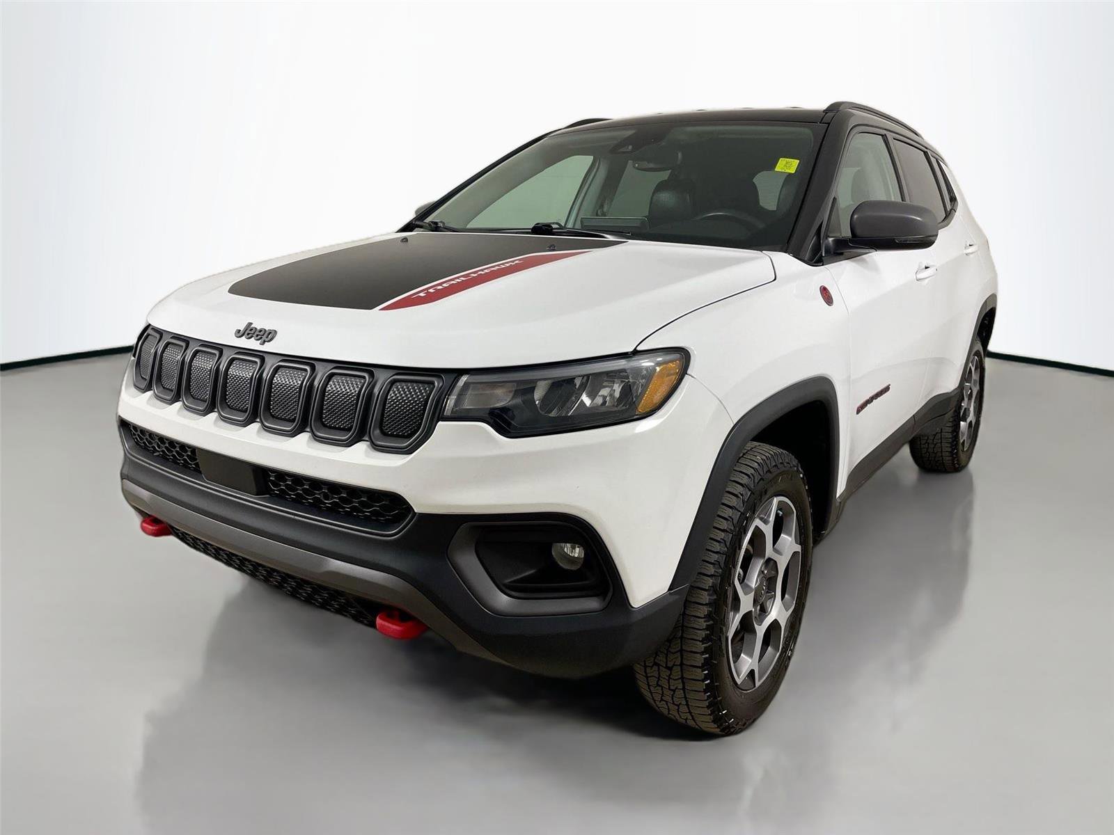 Used 2022 Jeep Compass Trailhawk w/ Trailhawk Convenience Group AWD/4WD image 4