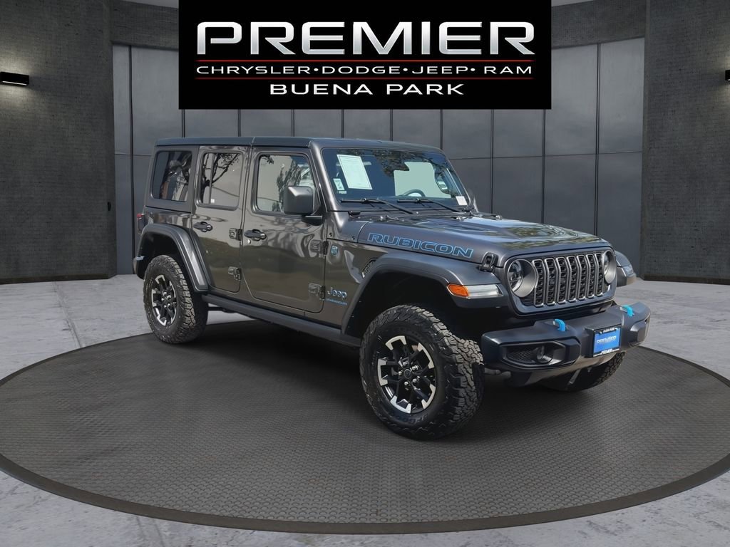 Used 2025 Jeep Wrangler Unlimited Rubicon 4xe w/ Convenience Group image 2