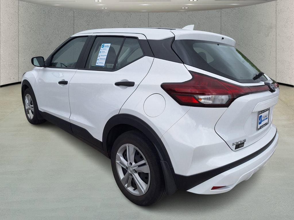 Used 2024 Nissan Kicks S FWD image 3