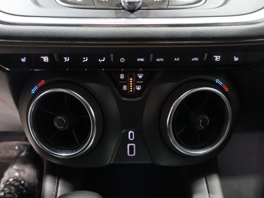 Used 2022 Chevrolet Blazer Premier image 34