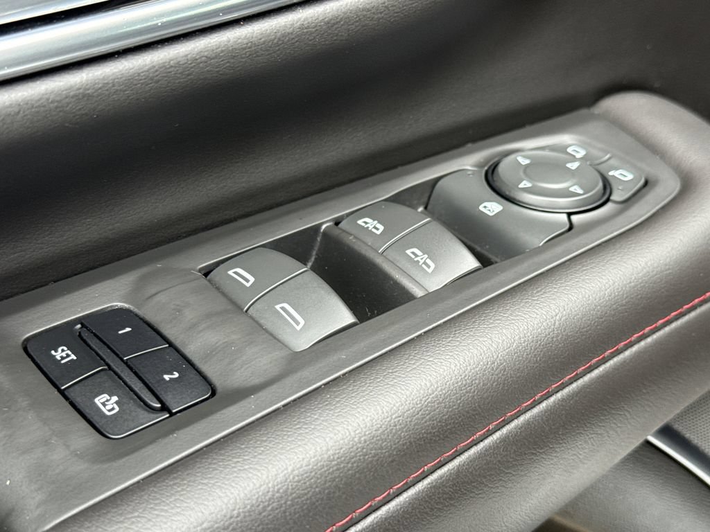 Used 2023 Chevrolet Tahoe RST AWD/4WD image 22