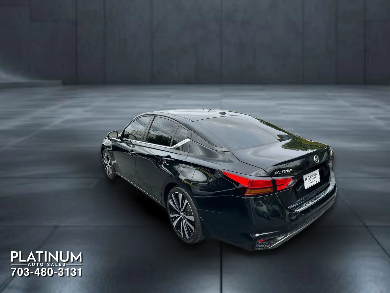 Used 2021 Nissan Altima 2.5 SR FWD image 8