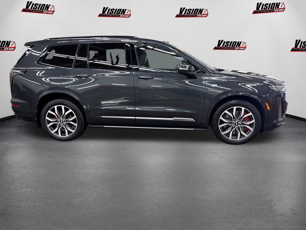 Used 2023 Cadillac XT6 Sport w/ Platinum Package AWD/4WD image 4
