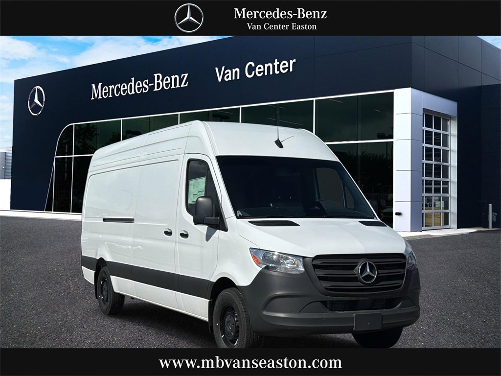 New 2025 Mercedes-Benz Sprinter 2500 image 1
