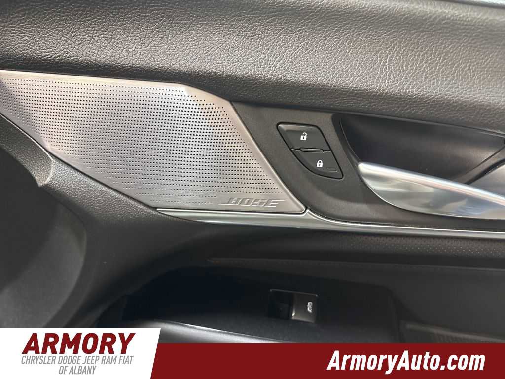 Used 2021 Cadillac CT4 V w/ Technology Package image 39