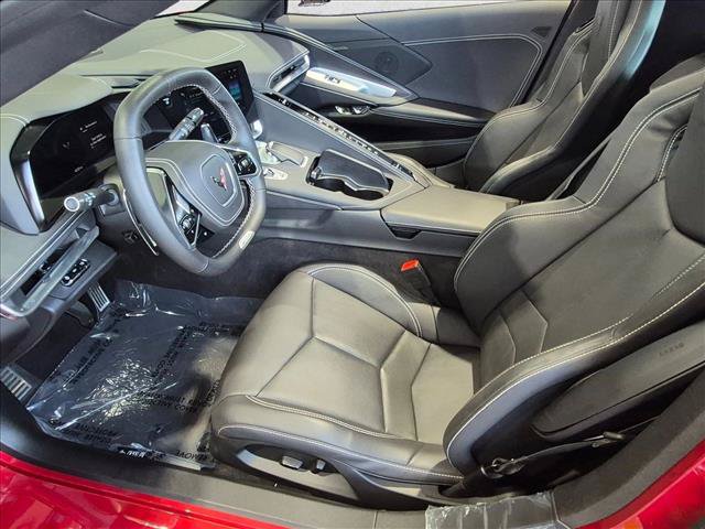Used 2025 Chevrolet Corvette Z06 RWD image 16