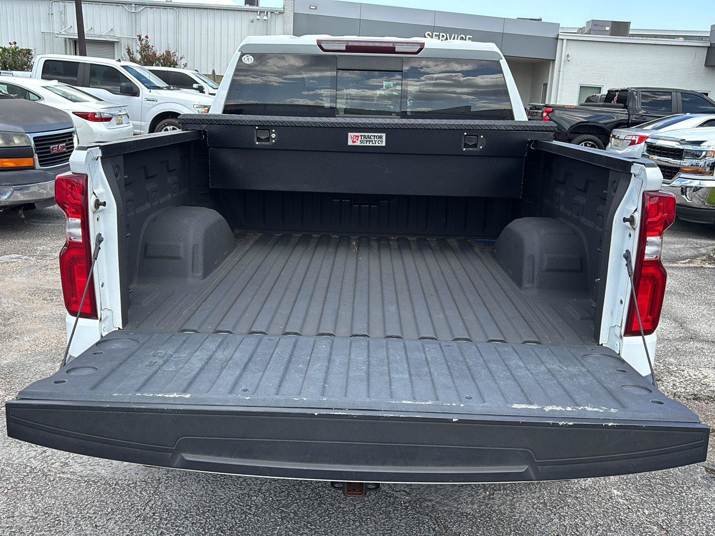 Used 2020 Chevrolet Silverado 1500 RST AWD/4WD image 7