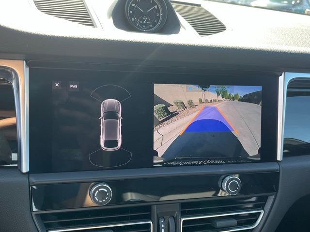 Used 2024 Porsche Macan image 17