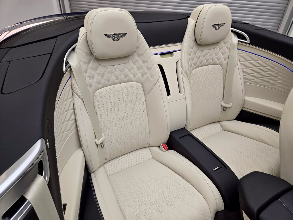 New 2026 Bentley Continental GT Azure AWD/4WD image 22