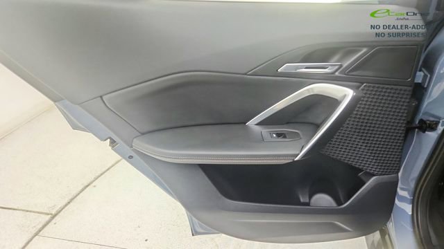 Used 2025 BMW X2 xDrive28i w/ Technology Package image 33