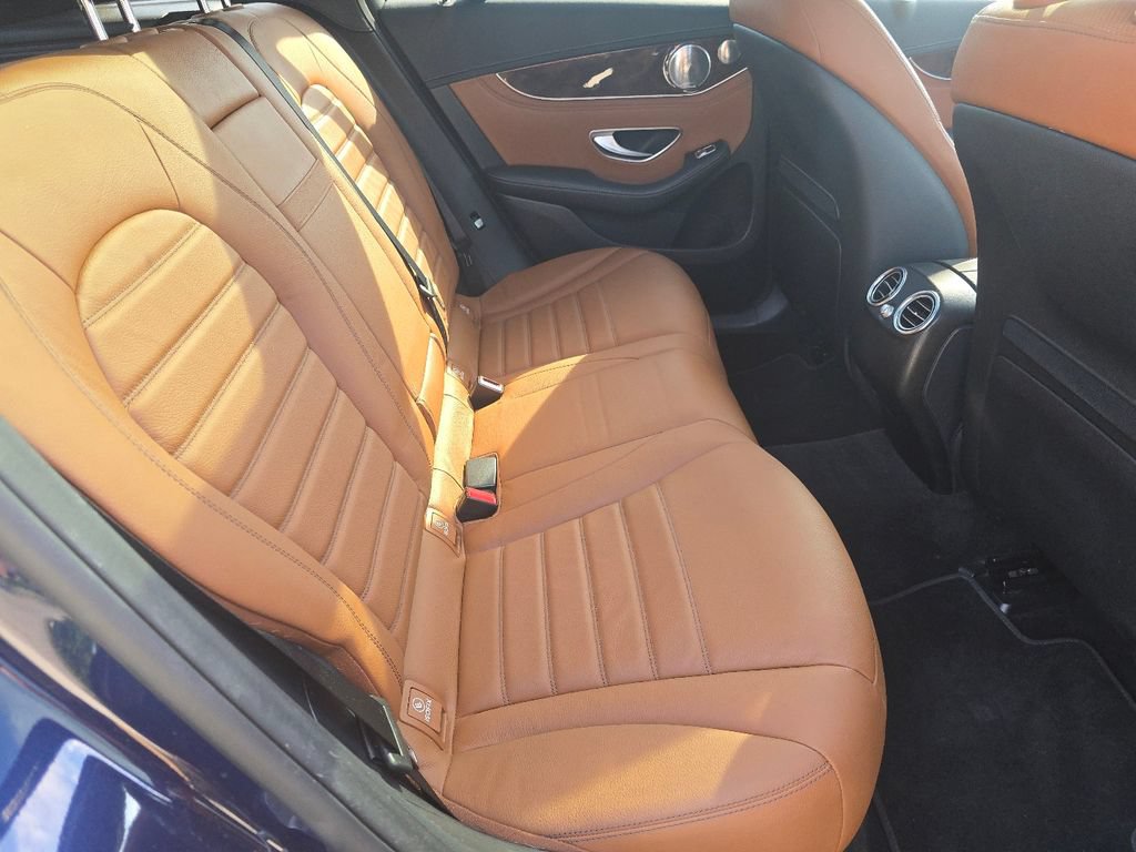 Used 2017 Mercedes-Benz GLC 300 4MATIC image 21