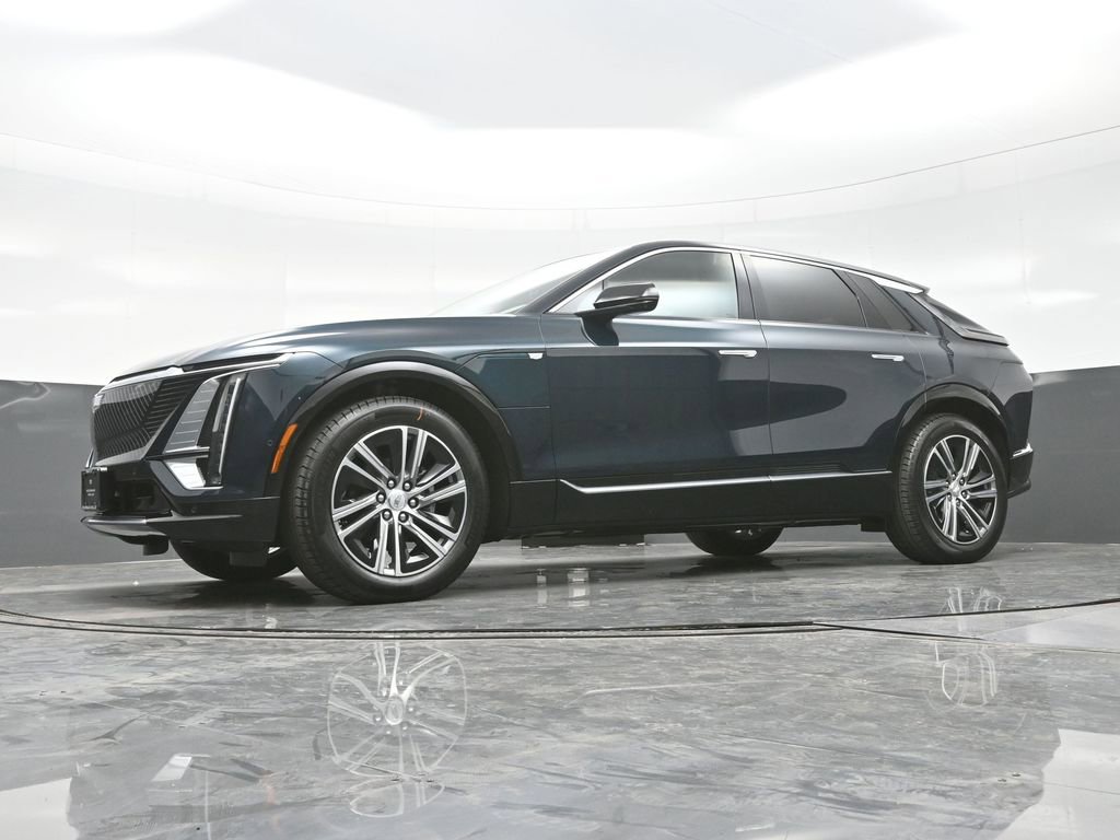 New 2026 Cadillac Lyriq Premium Luxury image 34