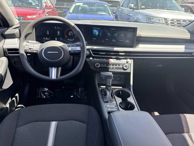 Certified 2025 Hyundai Sonata SE FWD image 13