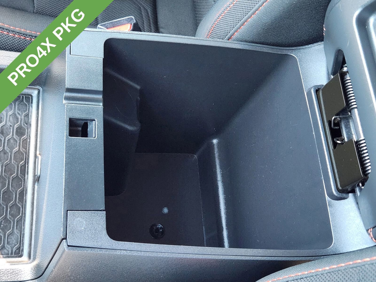 Used 2024 Nissan Frontier PRO-4X w/ Off-Road Protection Package image 21