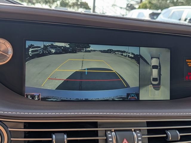 Used 2020 Lexus LS 500 w/ Interior Upgrade Package RWD image 17