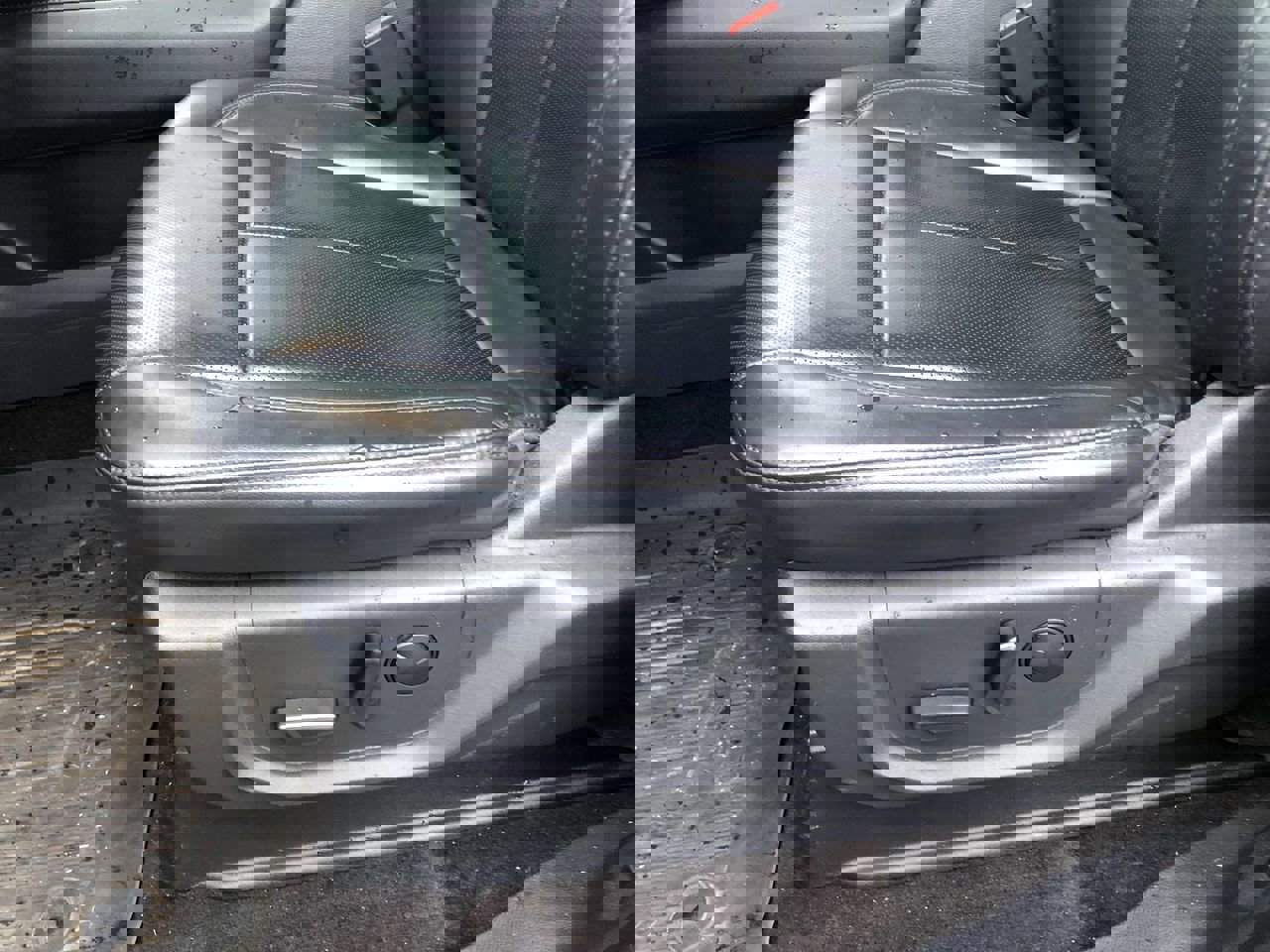 Used 2023 Ford Expedition XLT image 16