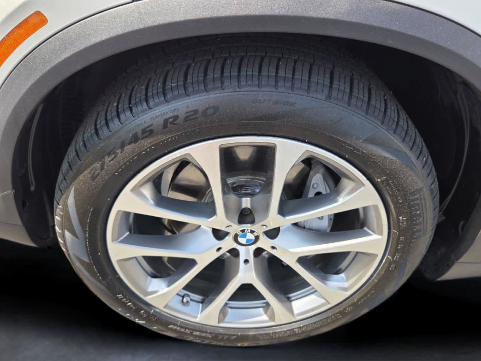Used 2024 BMW X5 xDrive40i w/ Premium Package AWD/4WD image 9