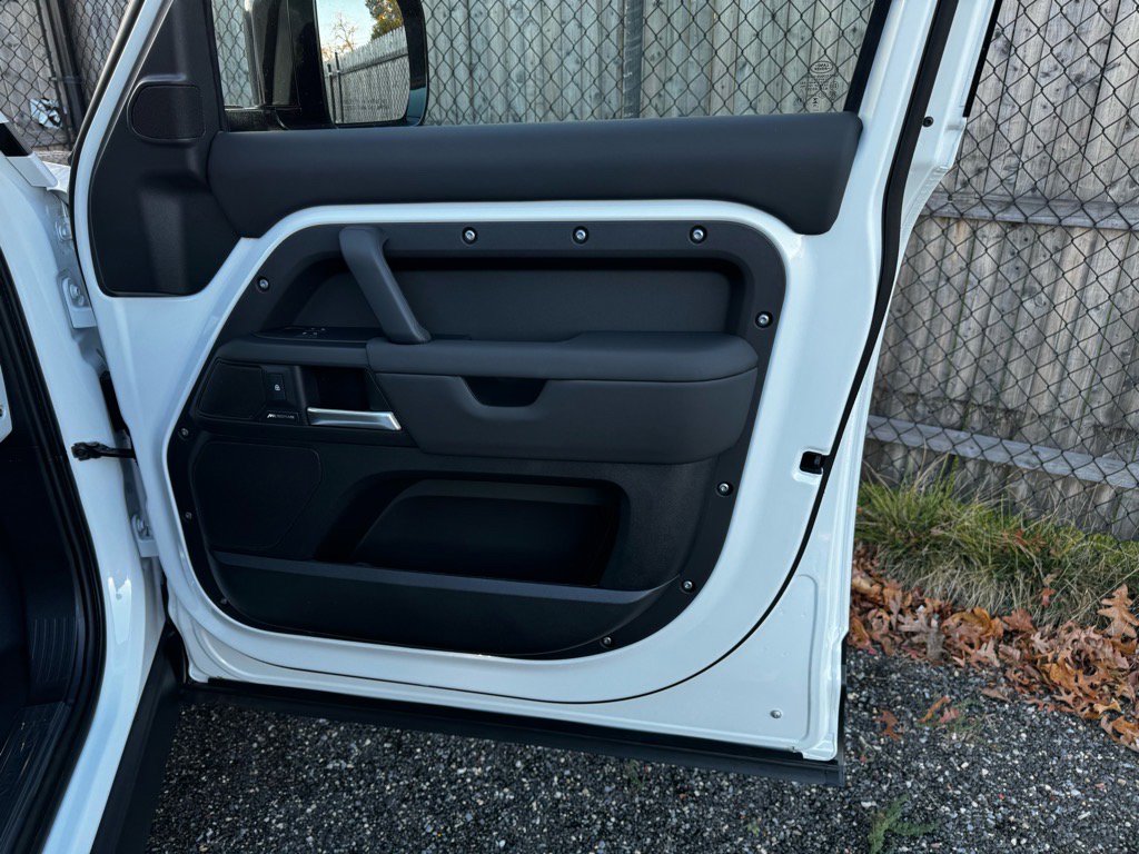 New 2026 Land Rover Defender 110 S image 20